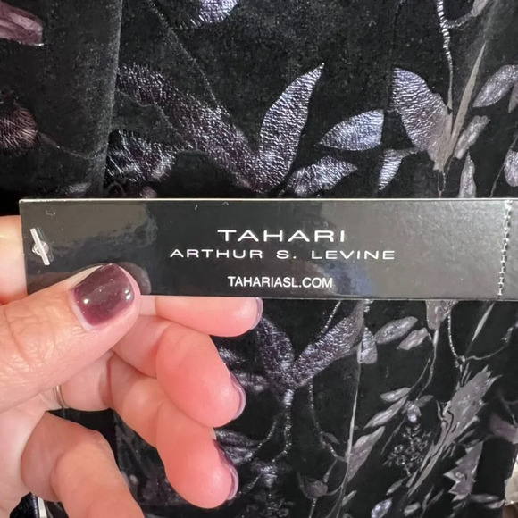 Tahari Arthur S. Levine Navy & Silver Floral Velvet Long Line Jacket 6 NWT - Picture 6 of 7